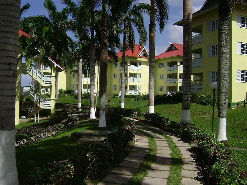 Condos At The Ridge Ocho Rios 3*,
