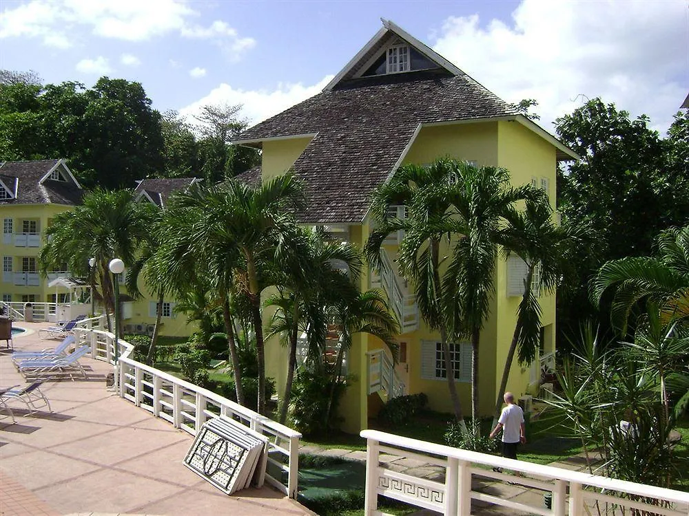 Condos At The Ridge Ocho Rios Lägenhetshotell